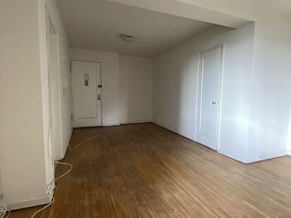 4th image of 11224 Northern Blvd APT 1H