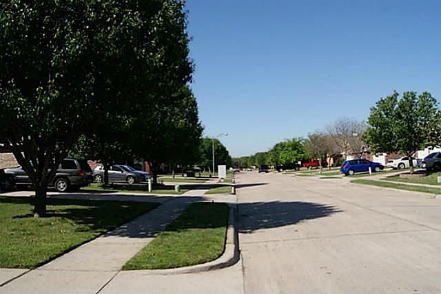 1st image of 2807 Grandview Dr