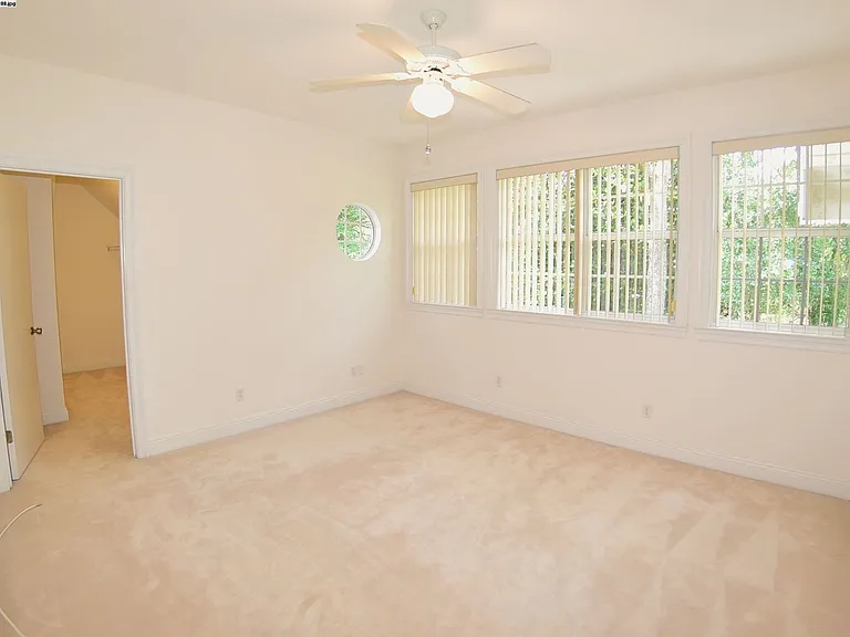 218 Windward Cv E — Photo 22