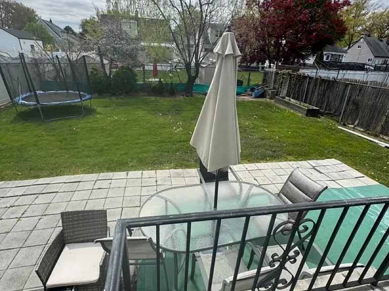 211 Bradford Ave — Photo 21