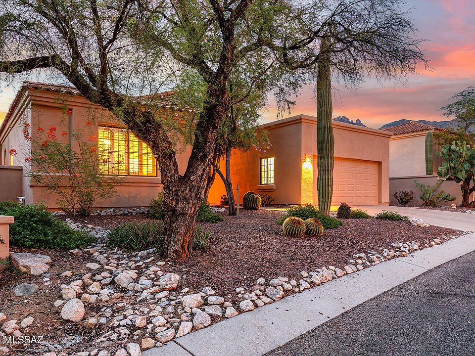 1st image of 6293 N Calle Del Halcon