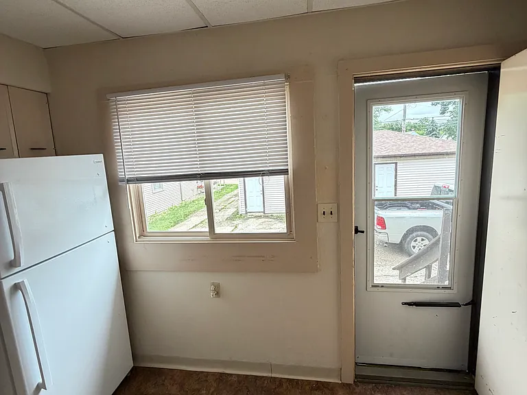 618 Windsor Rd #1 — Photo 5
