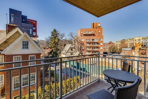 Sold by Realty Connect USA | media 56