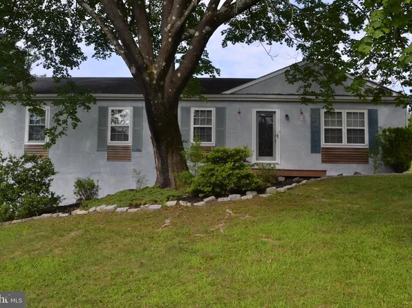 1306 Murdock Dr, West Chester, PA 19380