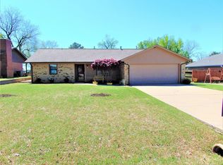 603 NW 10th St, Wagoner, OK 74467