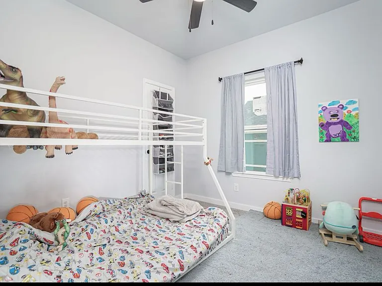 422 K St #103 — Photo 12