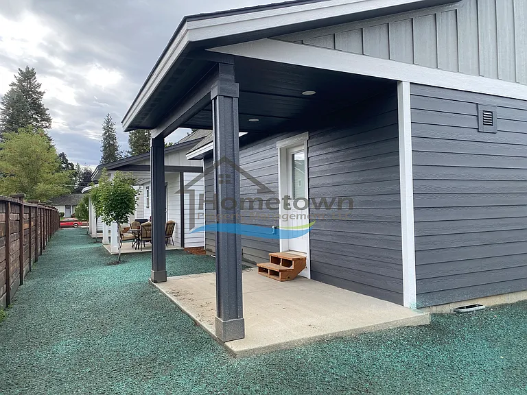 705 E Alaina Ave — Photo 28
