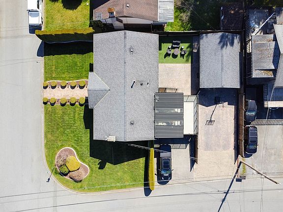5th image of 8431 118a St