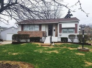 9524 Cloverhurst Dr, Saint Louis, MO