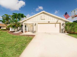 840 Azure Ave, Wellington, FL 33414