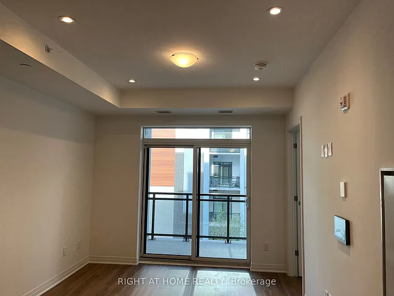 480 Gordon Krantz Ave #318 — Photo 8