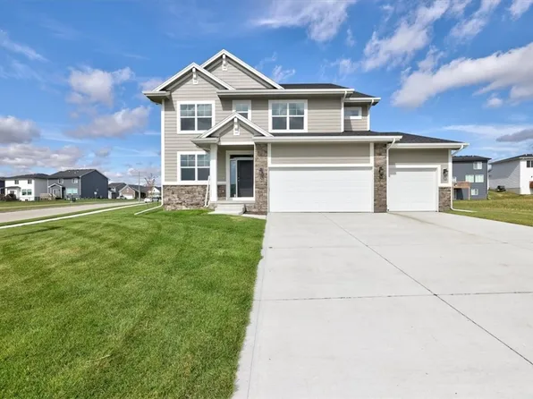 15229 Springbrook Trl, Urbandale, IA 50323
