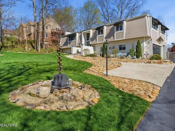 11028 Farragut Hills Blvd, Knoxville, TN 37934