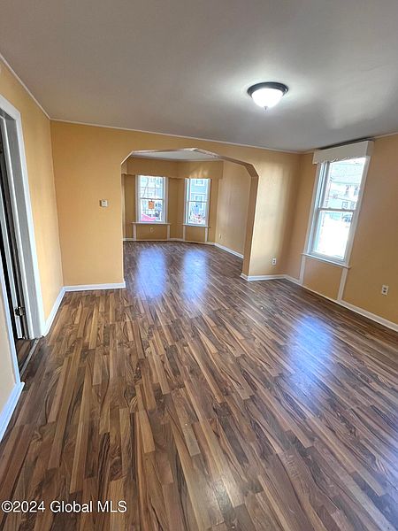 5th image of 801 Grant Avenue
