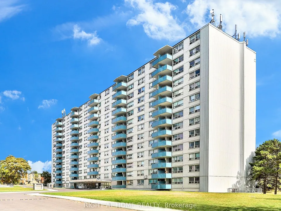 1440 Lawrence Ave W #205