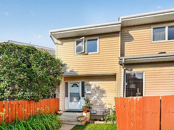 2nd image of 6712 36a Ave NW