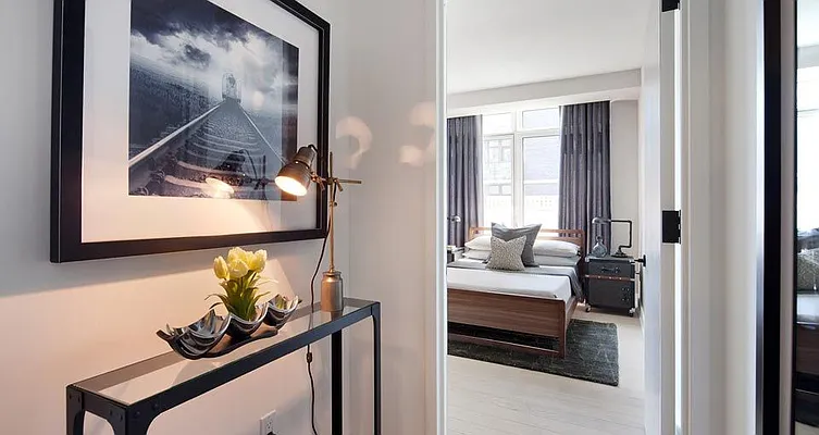 Rented by Aura Management | media 10