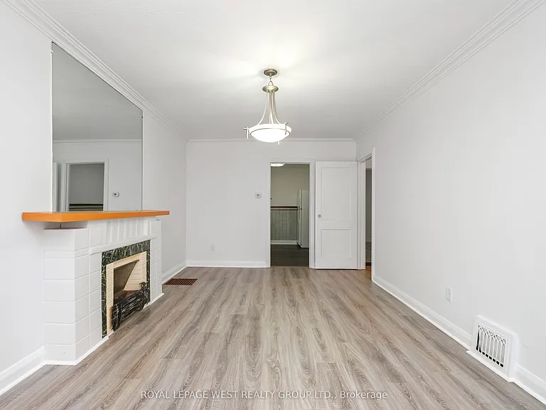 24 Barker Ave — Photo 9