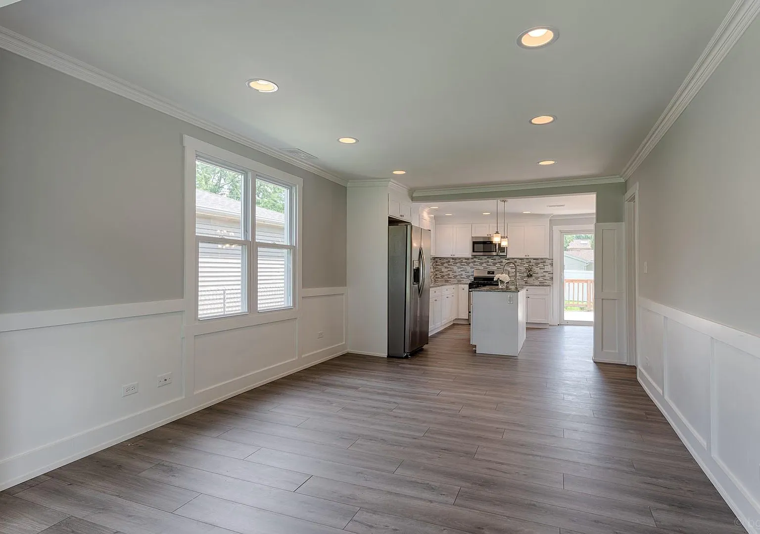 4717 Belmont Rd — Photo 1