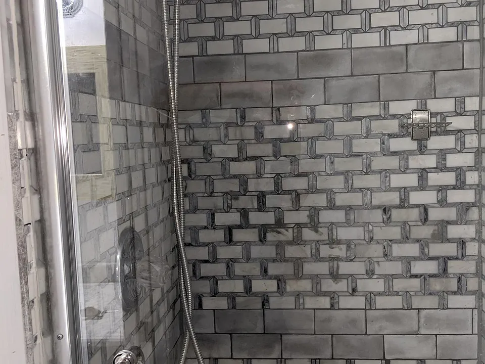 MASTER SHOWER