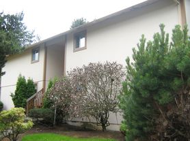 9610 SW Prairie Ter, Beaverton, OR