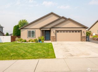 811 7th Avenue NE, Ephrata, WA 98823