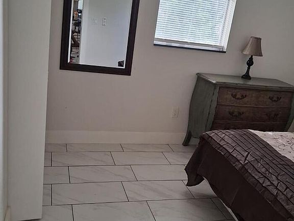 4th image of 3408 Douglas St #2A
