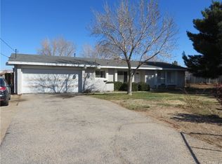17844 Hackberry St, Hesperia, CA 92345