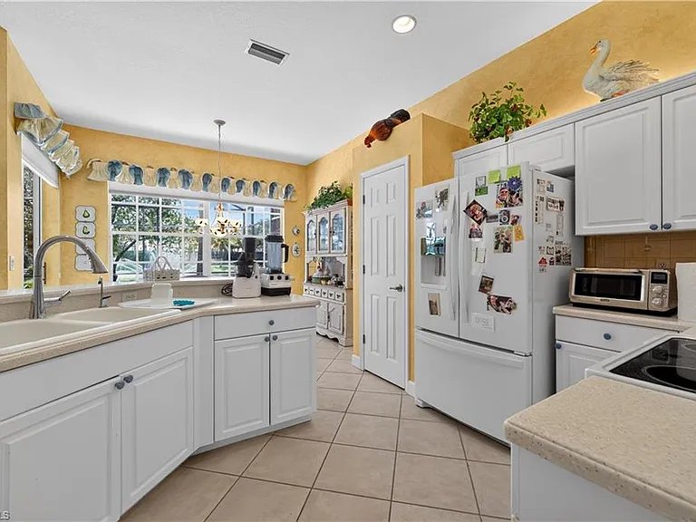 2317 Island Cove Cir — Photo 10