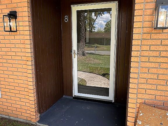 3rd image of 8 Winoca Dr