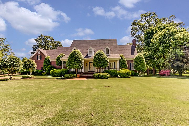 1st image of 3164 Oak Manor Dr