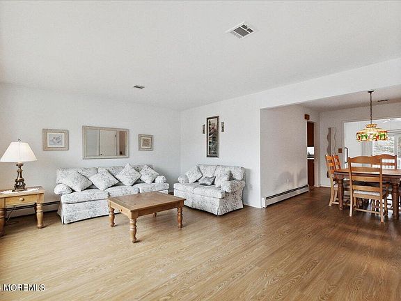 4th image of 53 Westport Drive