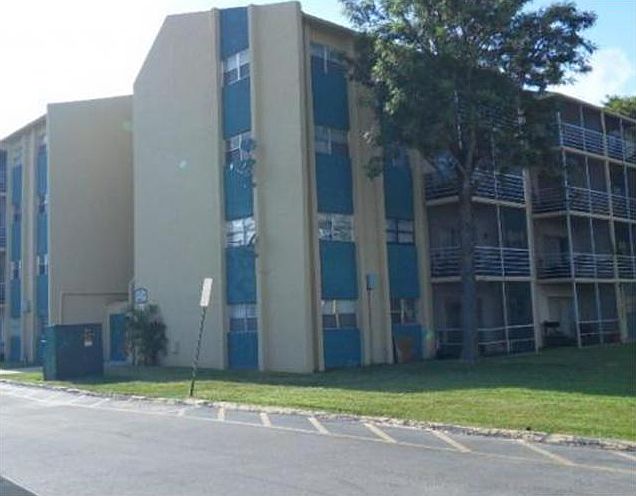 2nd image of 3710 NW 21st St APT 404