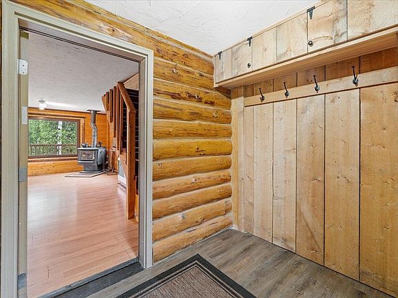 2nd image of 687 Tonsina Dr