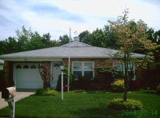 37 Meadowbrook Rd, Brick, NJ 08723