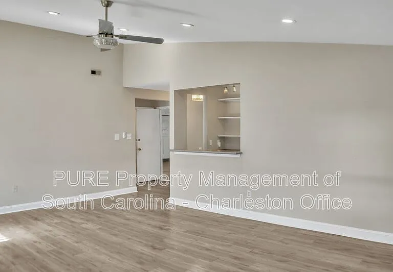 110 Train Dr — Photo 3