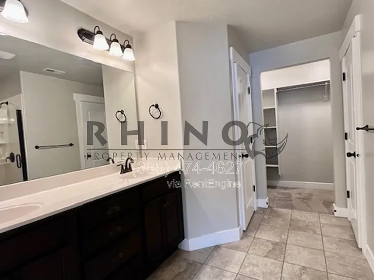 53 N 2000 W — Photo 10