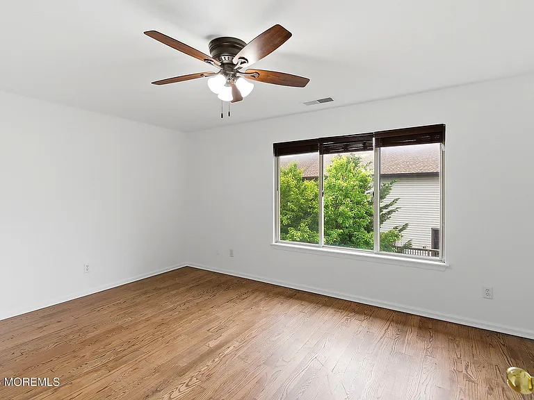 190 Spruce St #10 — Photo 20