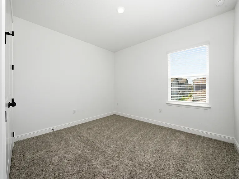9877 Peebles St — Photo 17