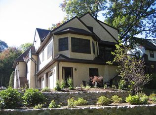 851 Hillcrest Rd, Ridgewood, NJ 07450