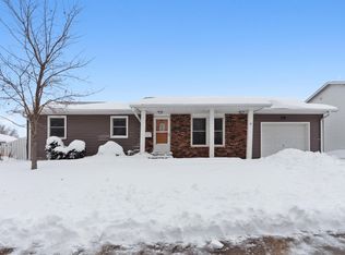 3917 Del Matro Rd, Waterloo, IA 50701