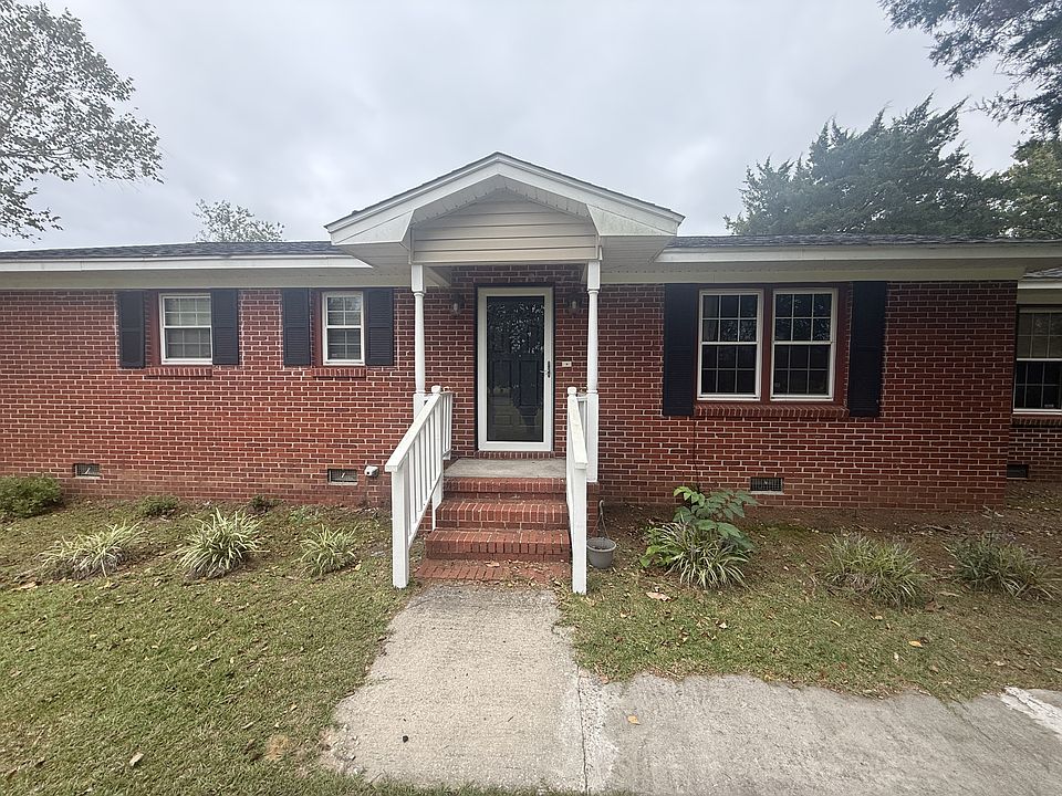 1st image of 1941 Maple St
