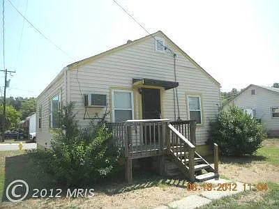 109 Thompson Ln photo 1