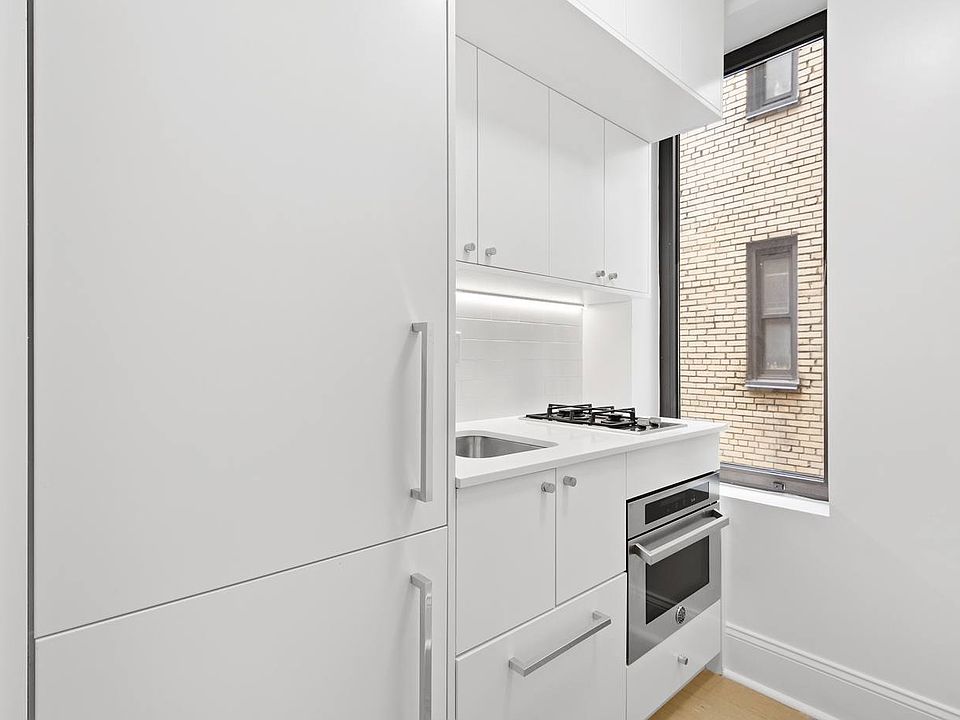 1st image of 225 W 23rd St #2203G