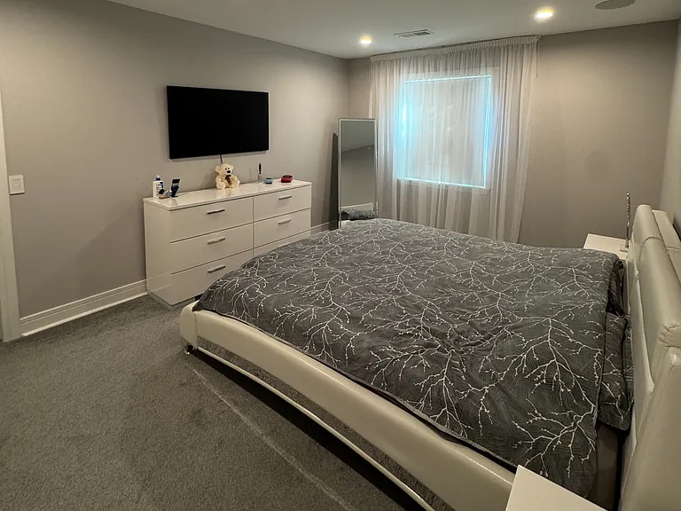 166 Stirling Ln #V2 — Photo 4