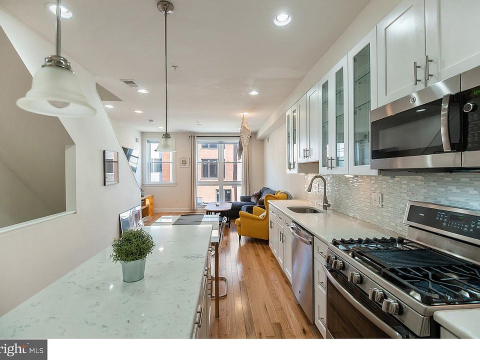 1st image of 1000 N Marshall St #2