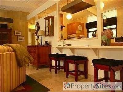 5th image of 6430 Oakridge Way