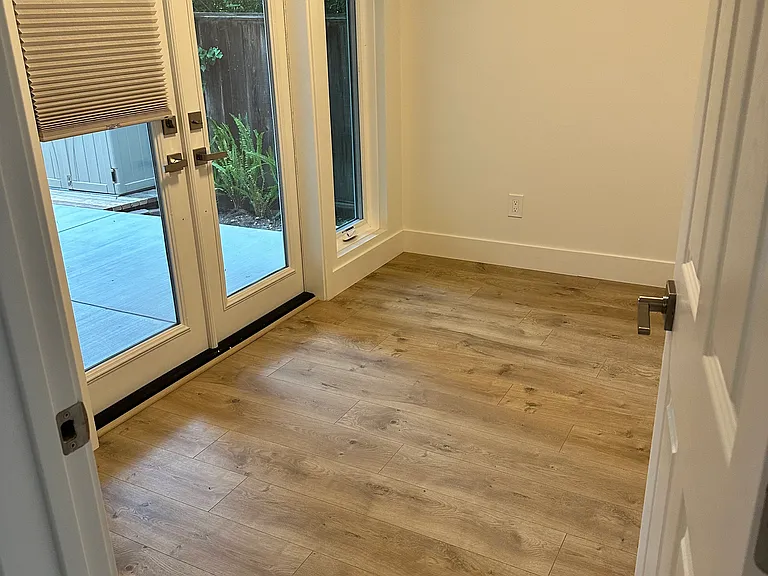 1010 Hillside Ave — Photo 34
