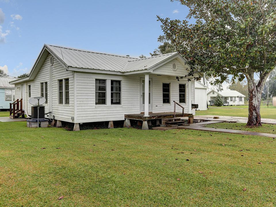 1st image of 1201 Levert St