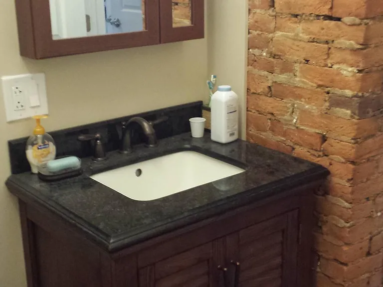 143 E 7th Ave #1 — Photo 6